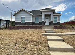 607 Chula Vista Rd, Eagle Pass, TX 78852