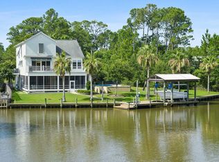 241 Hackberry Dr, Pass Christian, MS 39571