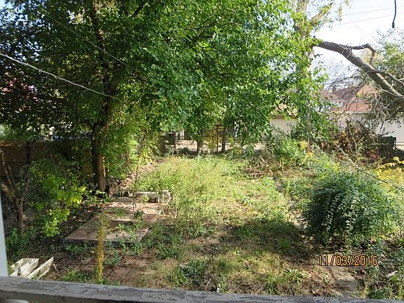 2nd image of 9207 S Blackstone Ave