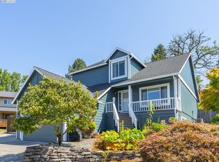 722 SE Greenway Dr, Gresham, OR 97080