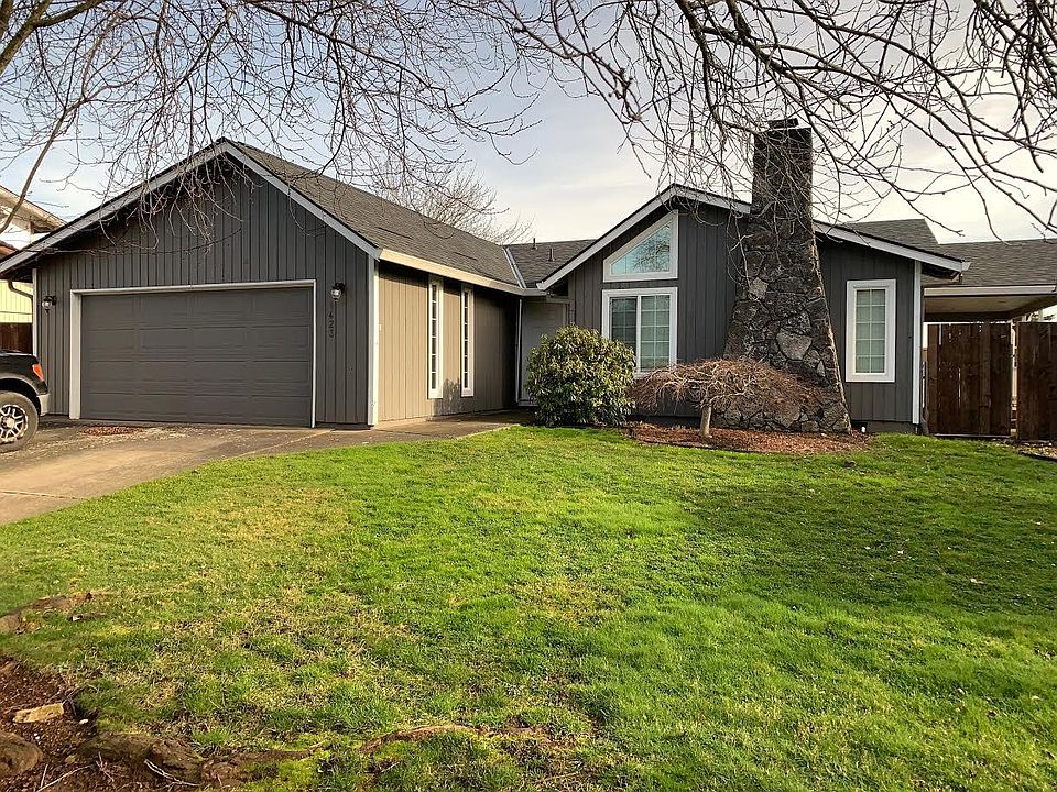 1st image of 1423 SE 147th Ave