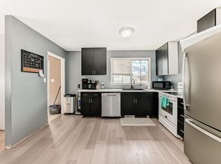 5044 45th St, Lamont, AB T0B2R0