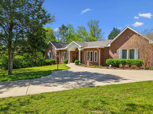 1631 S Observatory Dr, Nashville, TN 37215