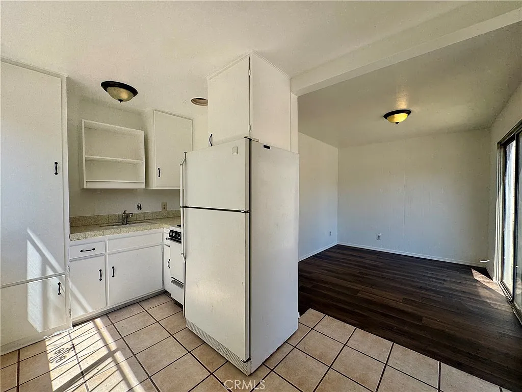 1 bed, 450 sqft, $1,650 — Photo 2
