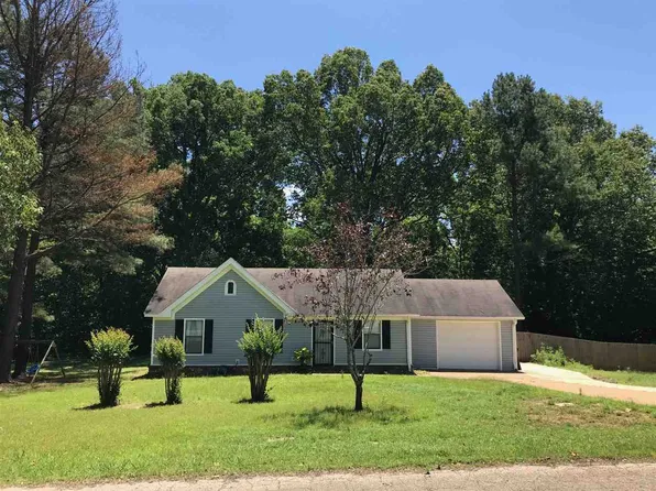 5205 Kara Dr, Jonesboro, AR 72405