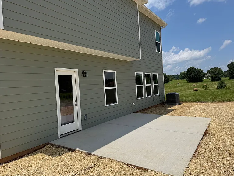 618 Standard Ave — Photo 17