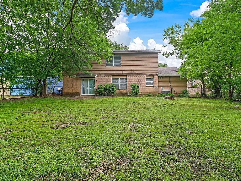 633 Rutgers Dr — Photo 24