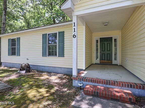 3rd image of 116 Live Oak Drive