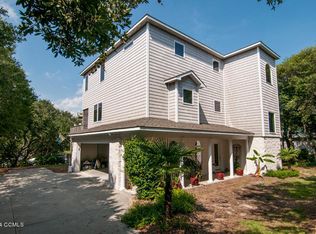 206 Salter Path Rd, Pine Knoll Shores, NC 28512