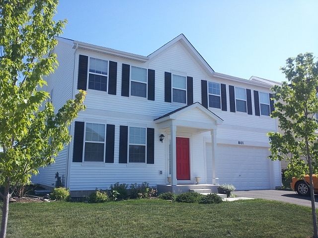 1st image of 801 Tall Grass Ln