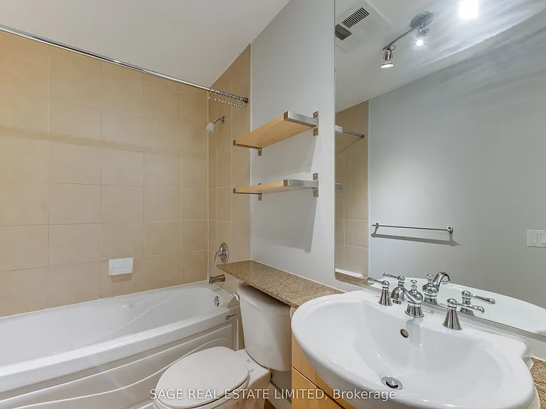 373 Front St W #208 — Photo 21