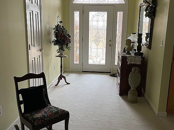 3rd image of 82 Bay Hill Dr