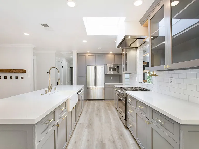 518 E Barkley Ave — Photo 16