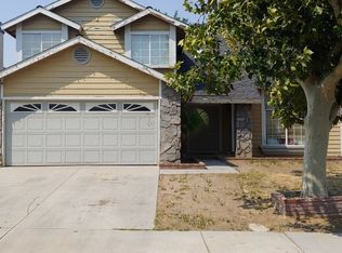 1645 Arnica Ln, Lancaster, CA 93535