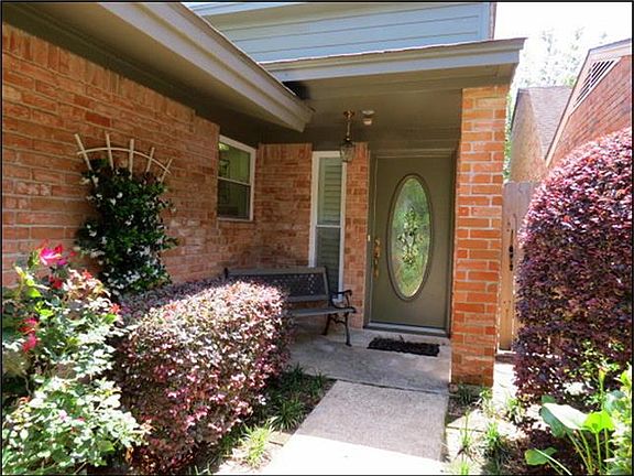 3rd image of 4607 Cashel Glen Dr