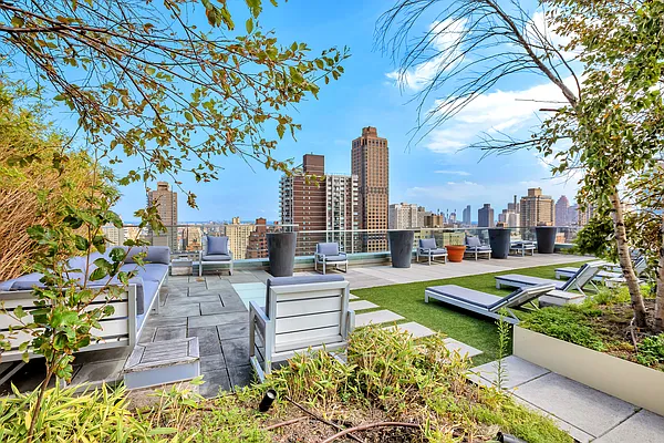 Rented by Corcoran | media 9