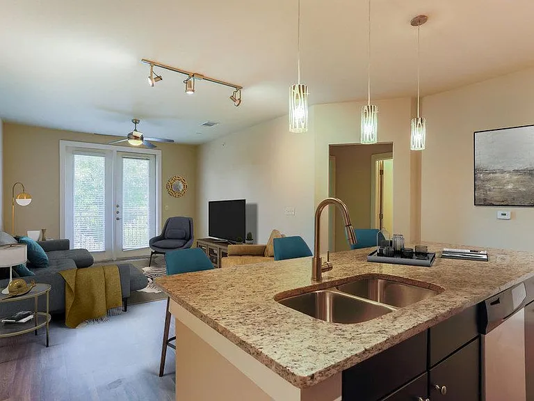 1900 Barton Springs Rd #2034 — Photo 4