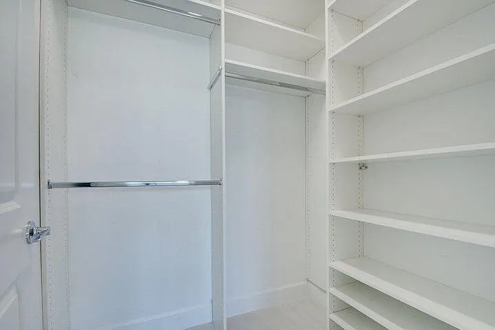 12832 Veneto Springs Dr — Photo 25