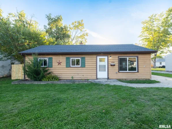 106 Kaskaskia Rd, Marquette Heights, IL 61554
