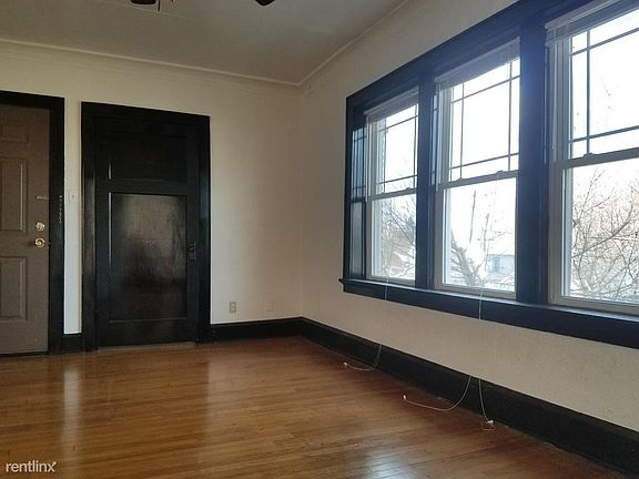 5th image of 227 E Townsend St APT 9