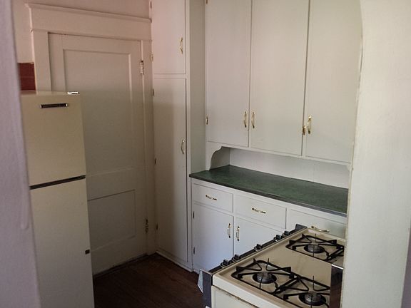 5th image of 1107 Brown Avenue # Second Floor