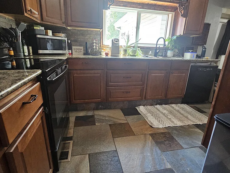 423 E Bijou St — Photo 9