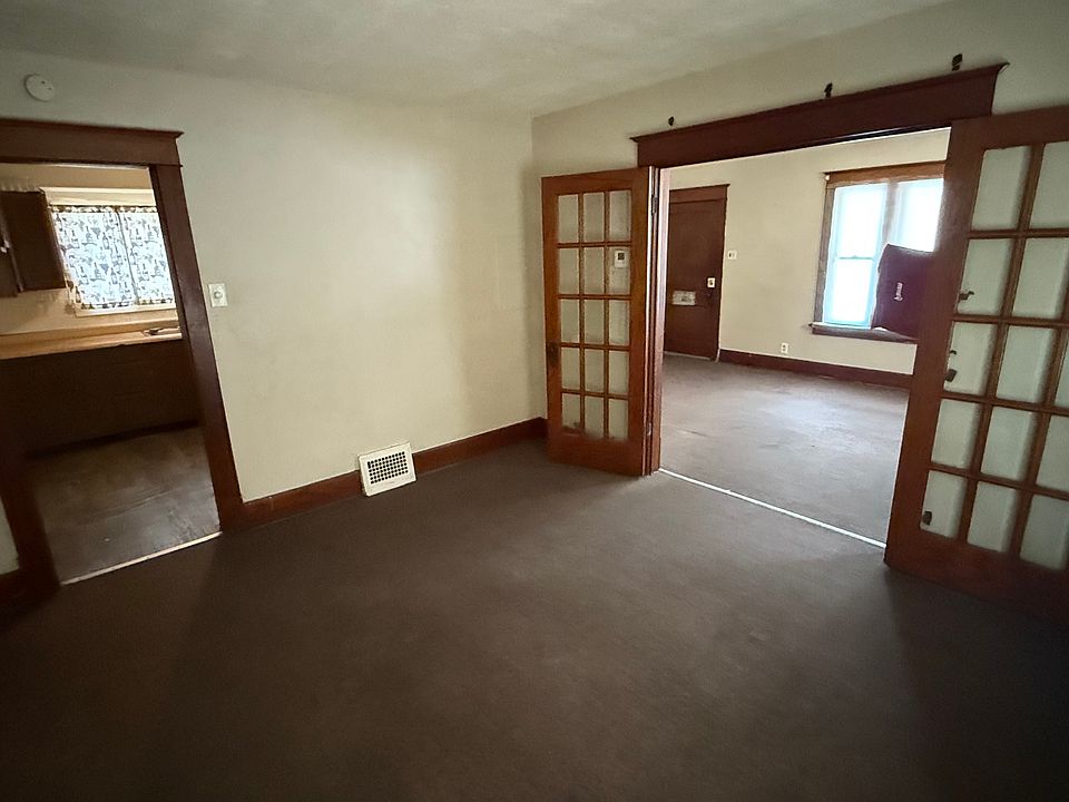 1st image of 1642 Michigan Ave #1