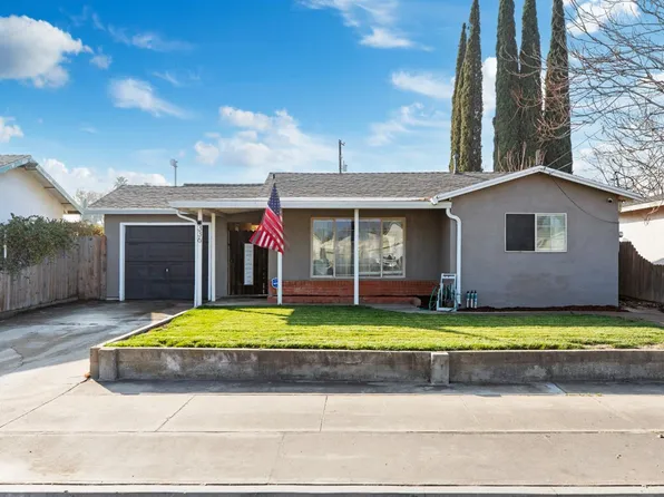 336 N 5th Ave, Oakdale, CA 95361