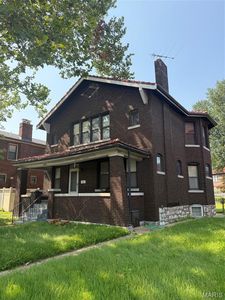 6957 Clayton Ave, Saint Louis, MO, 63117