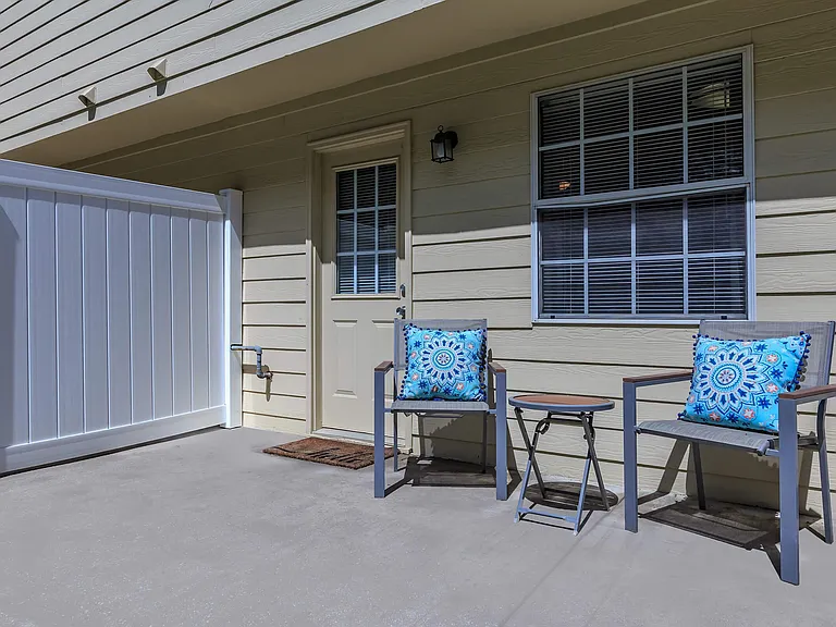 Bluff View at Northside Apartments — Photo 7