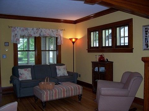 2nd image of 1418 Wellesley Ave