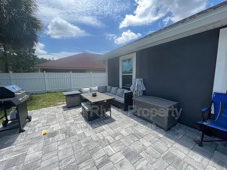 3352 Shelley Dr — Photo 47