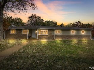 1858 Sonny Dr, Arnold, MO 63010
