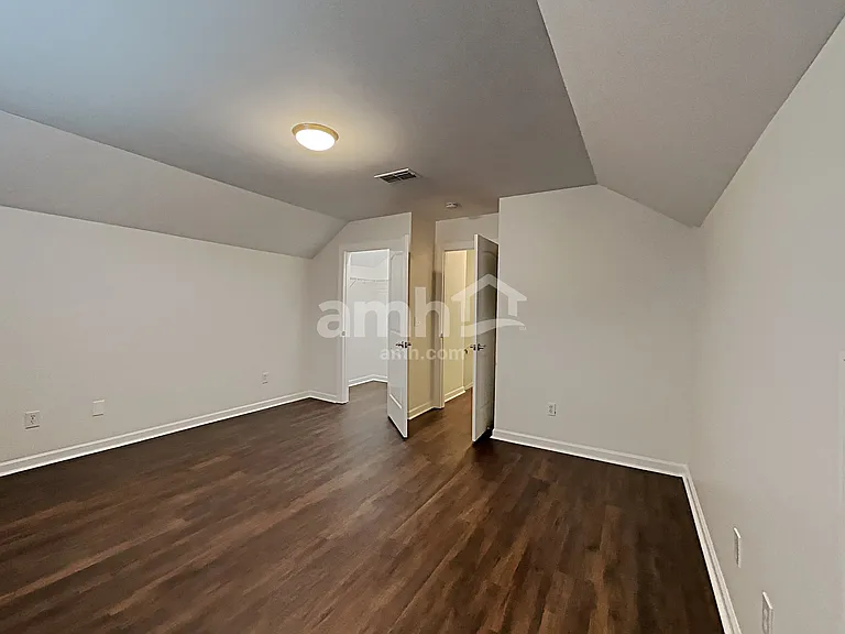 4850 Beryl Dr — Photo 16