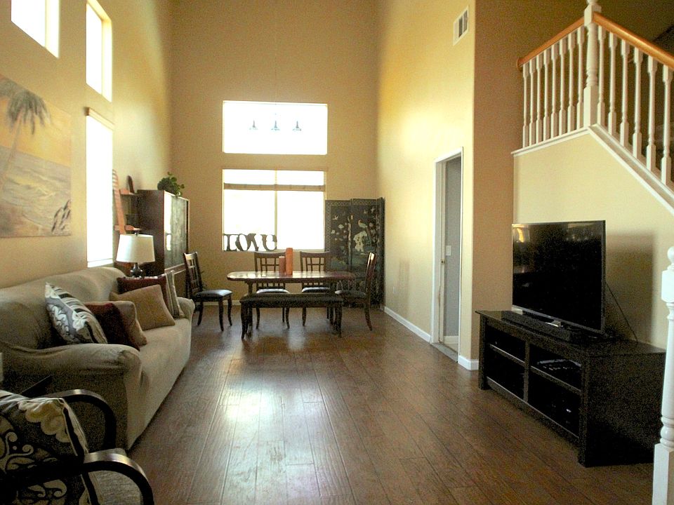 1st image of 34378 Sherwood Dr