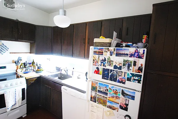 Rented by Sotheby's International Realty | media 9