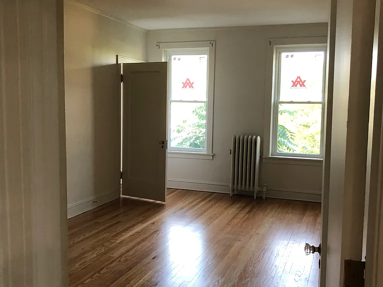 5525 S Blackstone Ave #3S — Photo 5