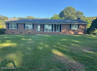 1836 Us Highway 117 S, Burgaw, NC 28425