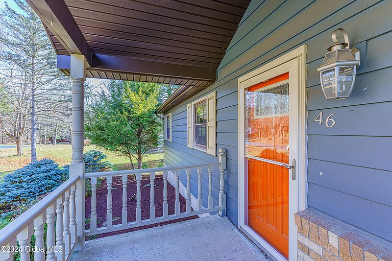 4th image of 46 Climer Circle
