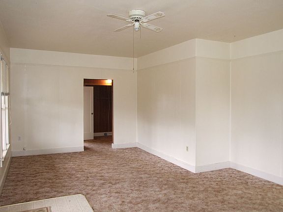 Living room/dinning room