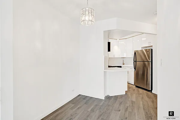 Rented by R New York | media 20