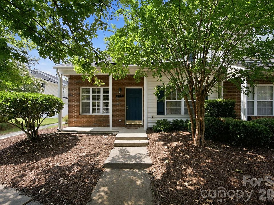 1st image of 107 Summerwood Dr