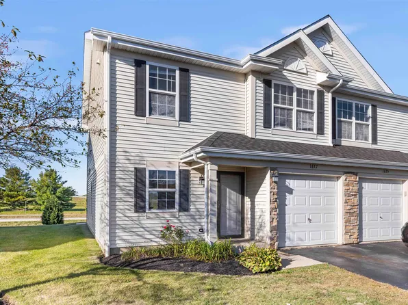 1637 W Chrysler Dr, Belvidere, IL 61008