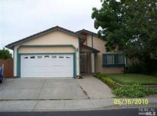 896 Scottsdale Dr, Vacaville, CA 95687