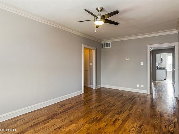 5th image of 3718 W Fullerton Ave #4887623