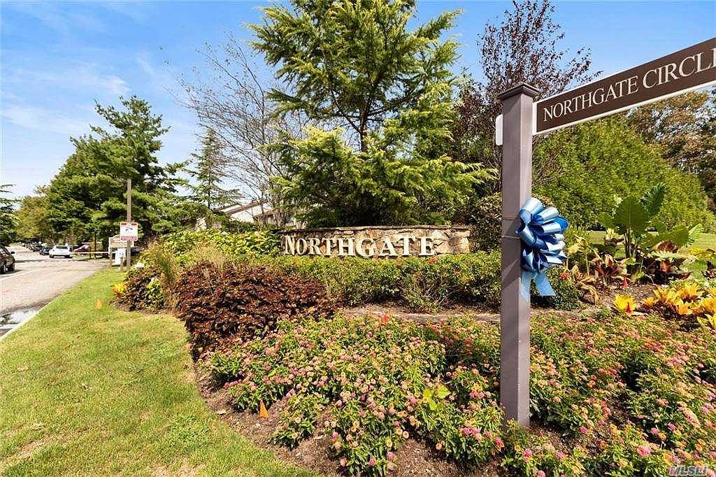 51 Northgate Cir, Melville, NY 11747 Zillow