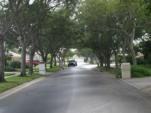 2nd image of 104 Windward Way