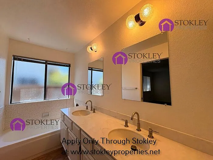 1484 Cortez Ct — Photo 25