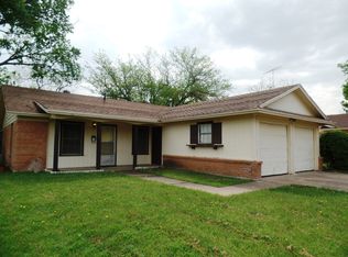 413 Smith Ave, Everman, TX 76140