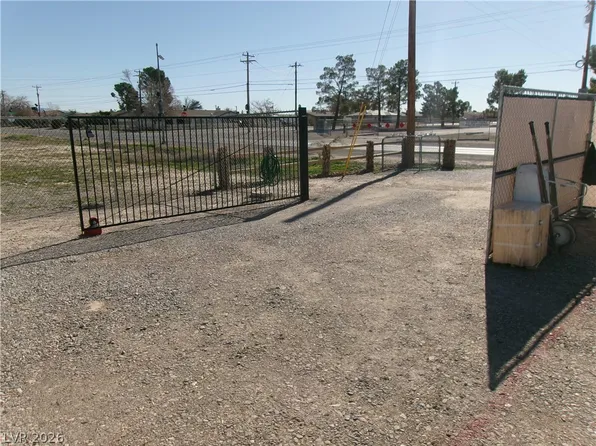 560 E Calvada Blvd, Pahrump, NV 89048